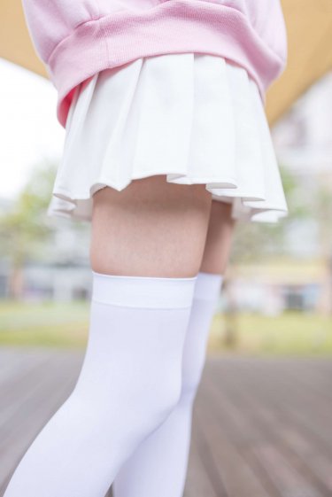 鲜肉老师免费观看